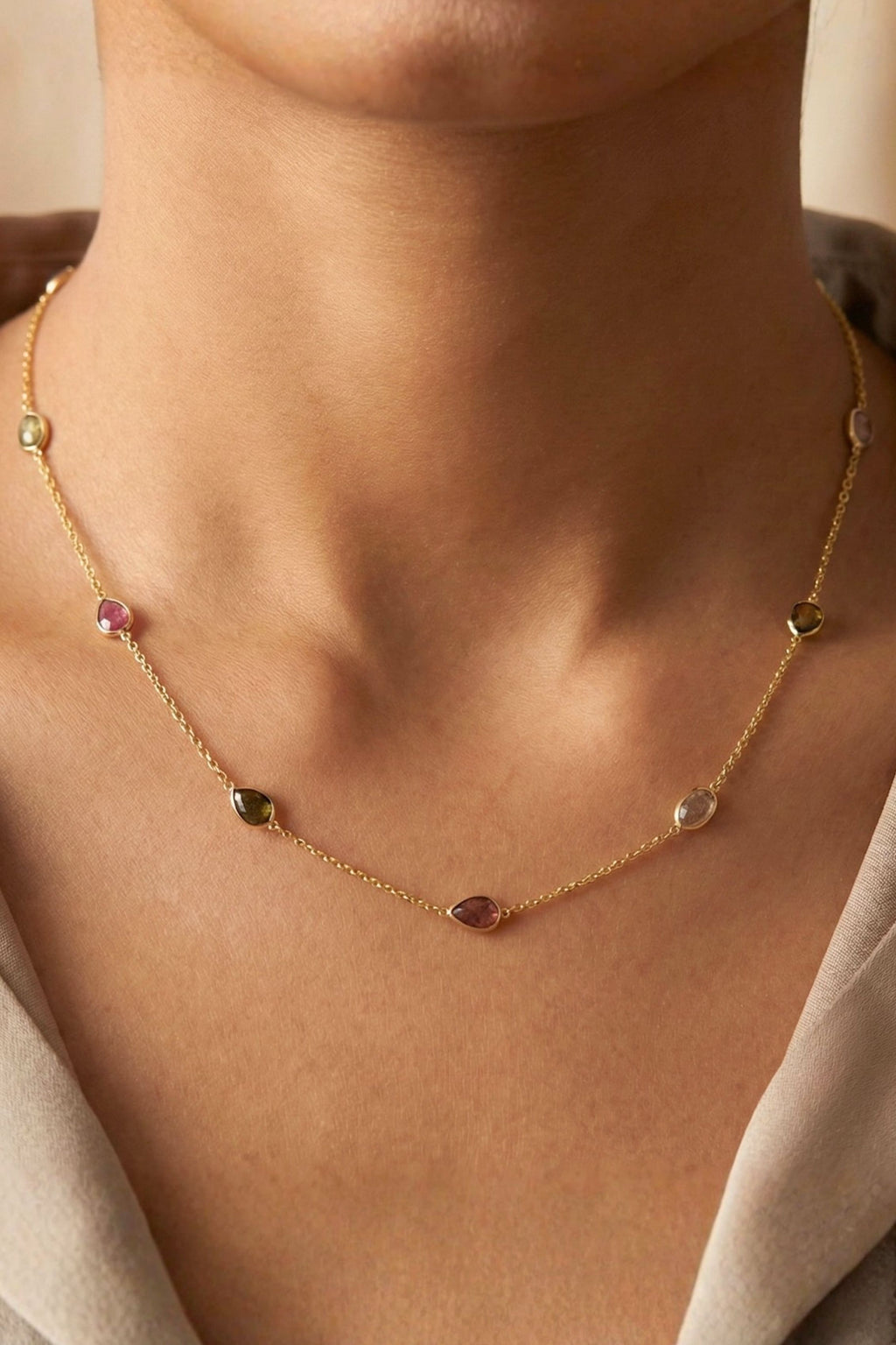 Earthy multi-colour necklace