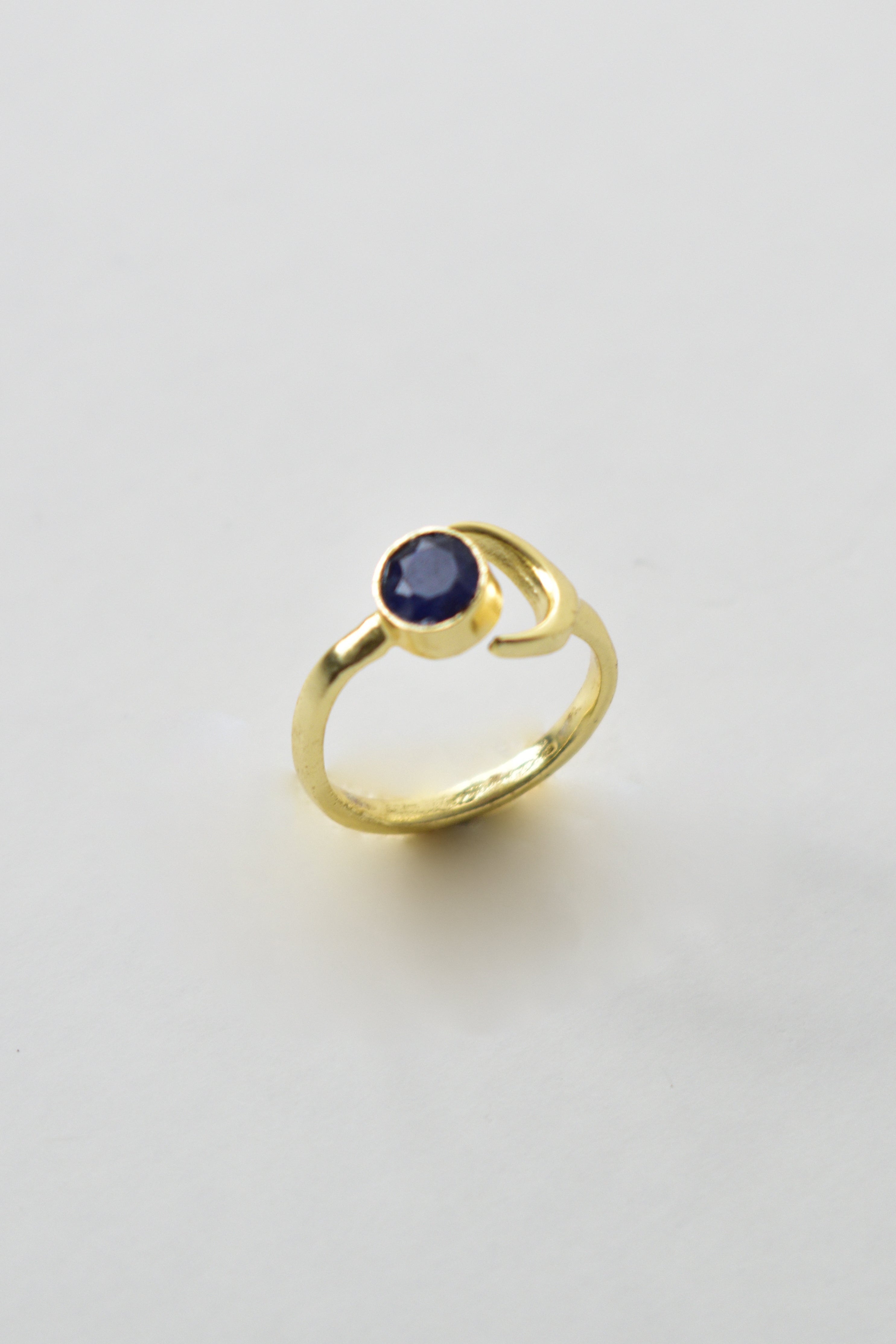 Orbit Ring Sapphire